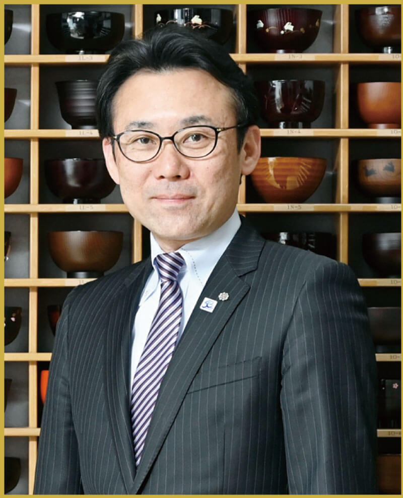 曽根 佳弘 氏